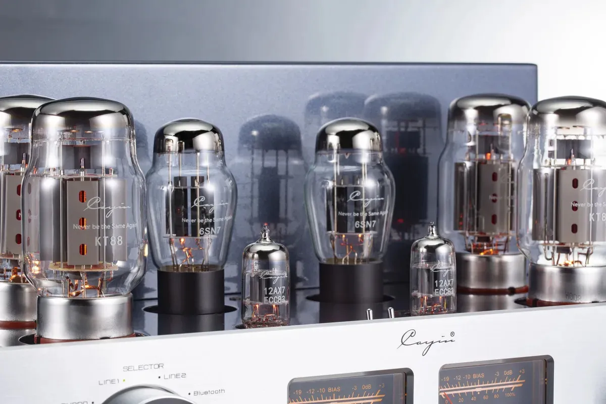 Cayin Jazz 90 con KT-88